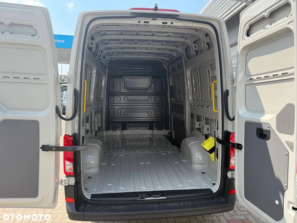 Volkswagen Crafter - 10