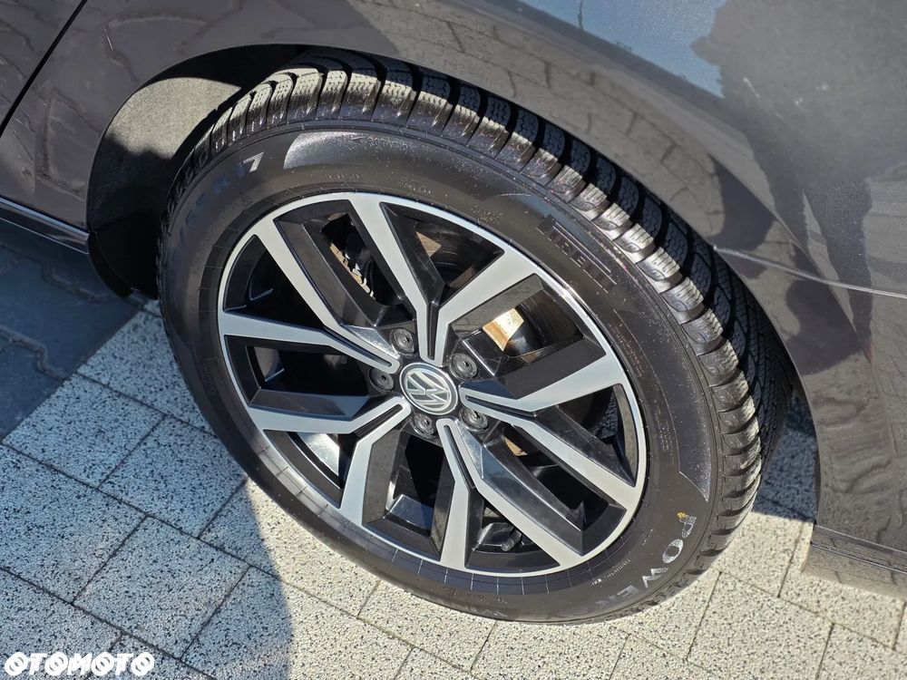 Volkswagen Passat 1.5 TSI EVO Highline DSG - 30