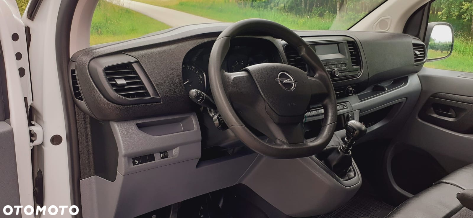 Opel Vivaro - 16