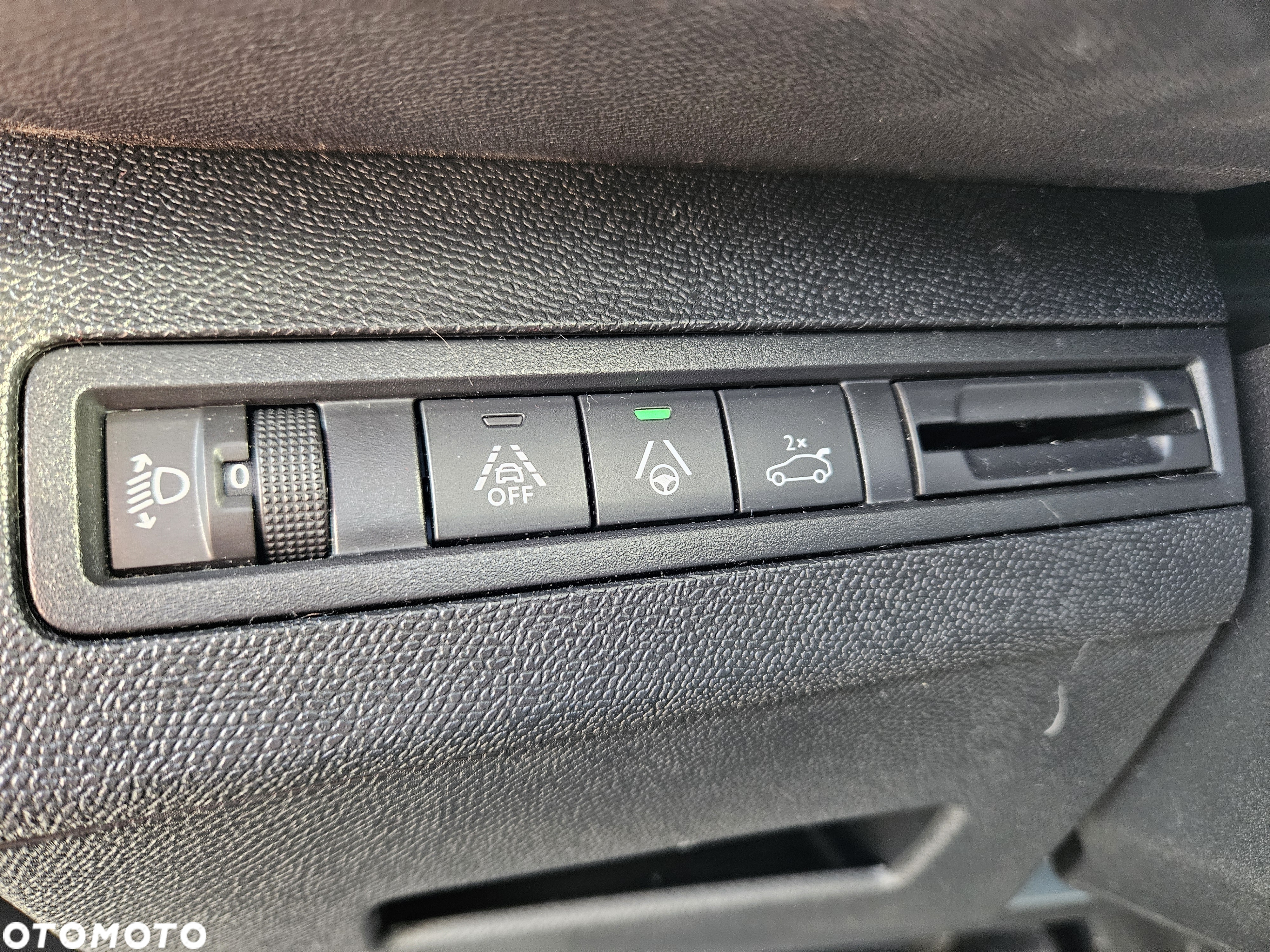 Peugeot 5008 1.5 BlueHDi Allure Pack S&S EAT8 - 12