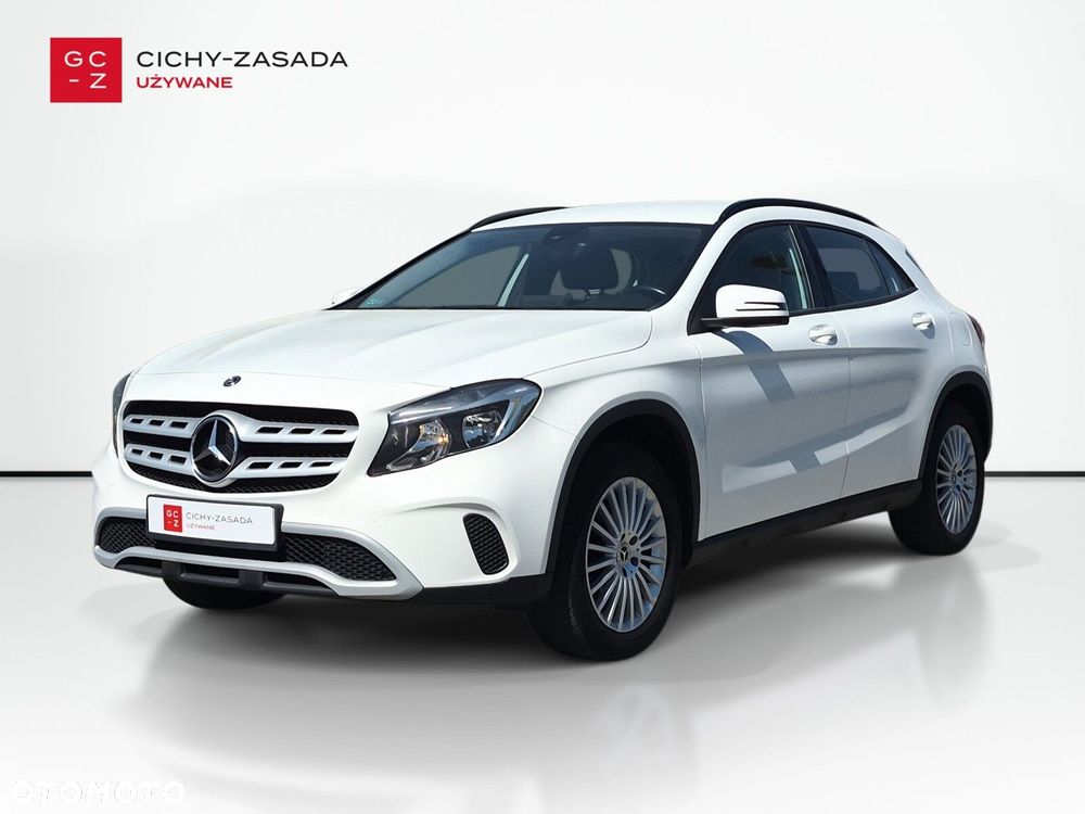 Mercedes-Benz GLA - 1