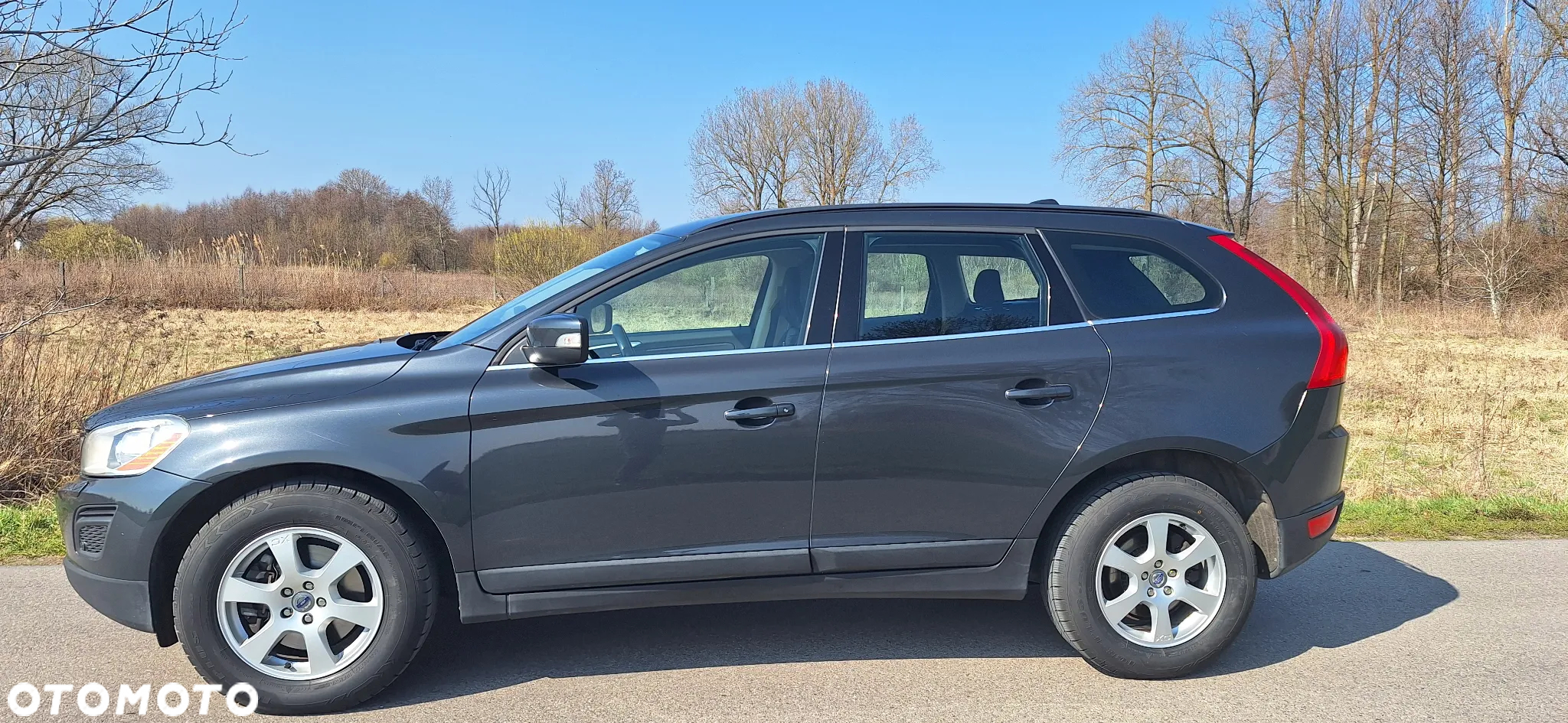 Volvo XC 60 DRIVe R Design - 2