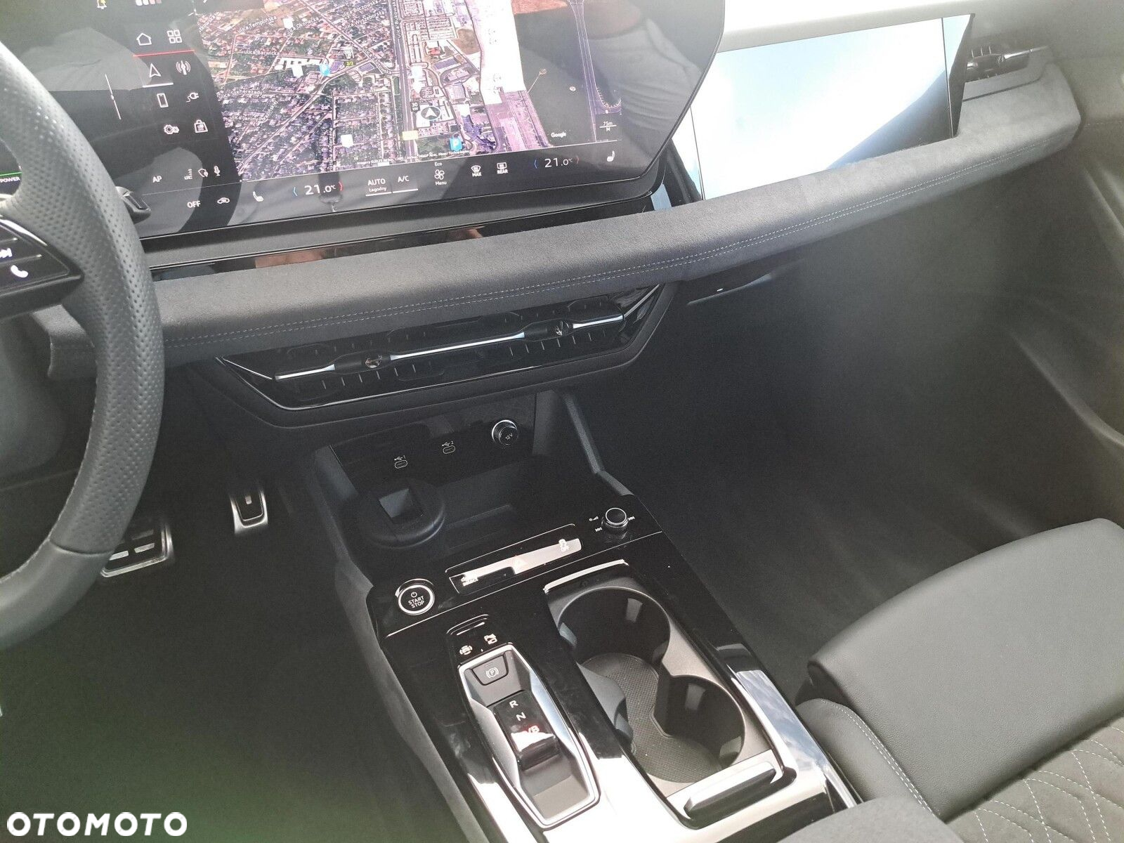 Audi Q6 e-tron - 15