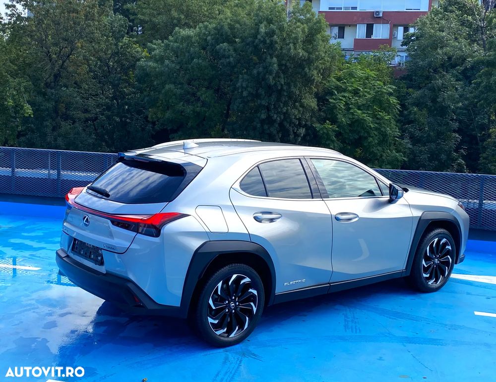 Lexus UX 300e Business - 7