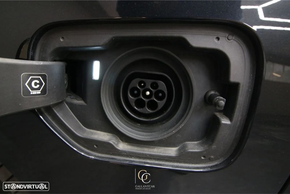 BMW 330 e Touring xDrive Aut. - 30