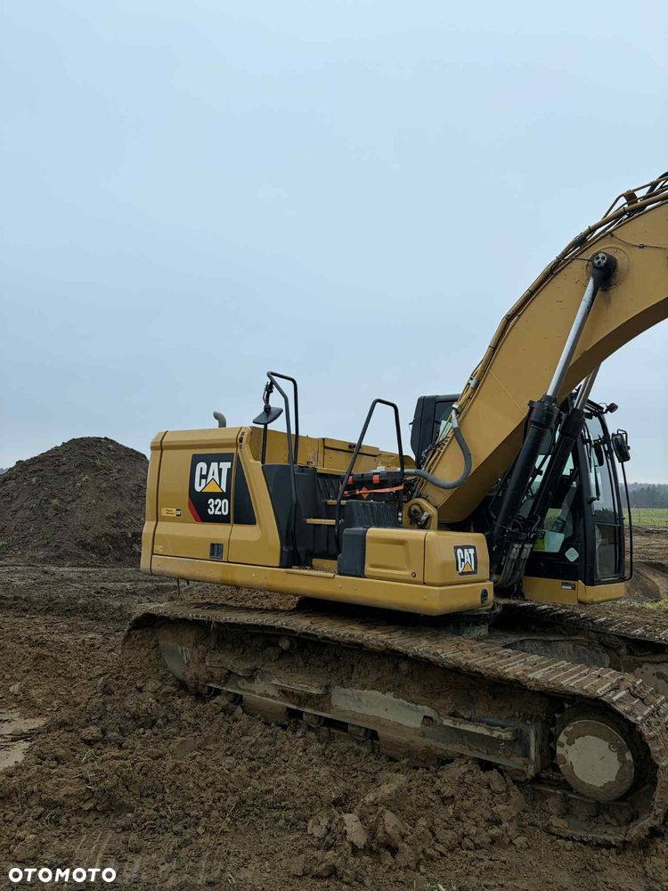 Caterpillar 320 - 1
