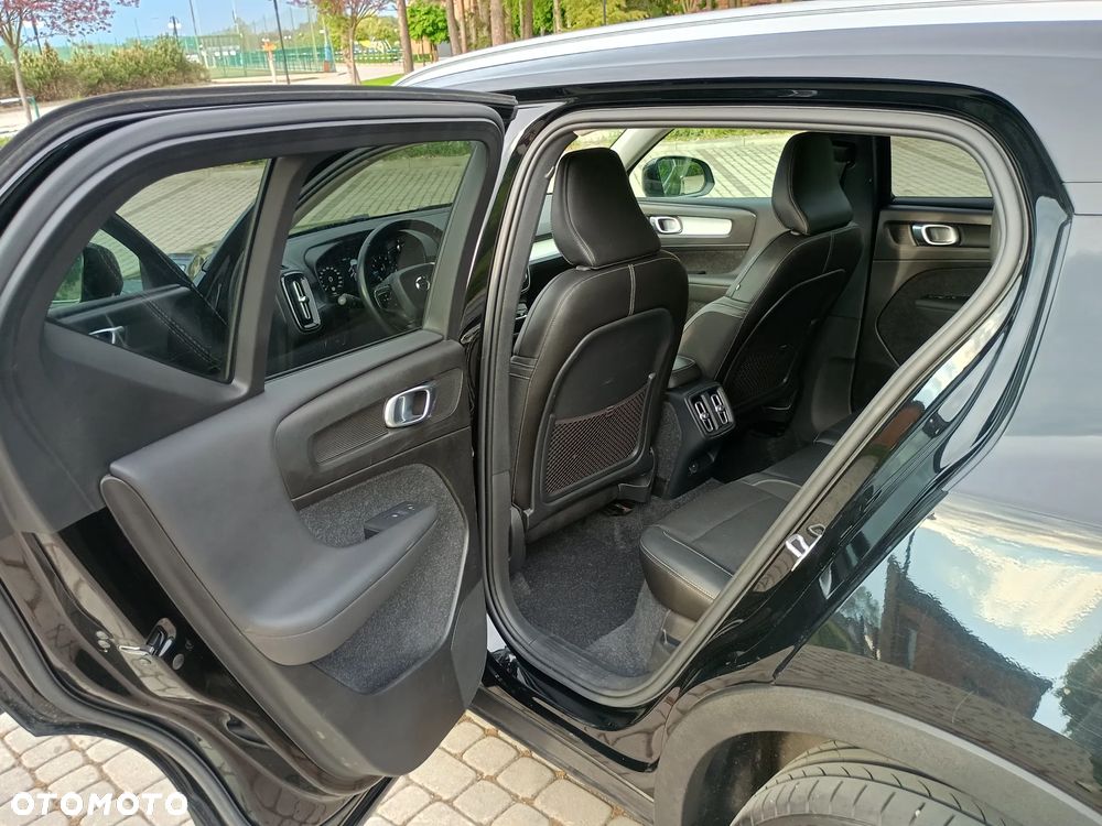 Volvo XC 40 T4 Geartronic Momentum - 32