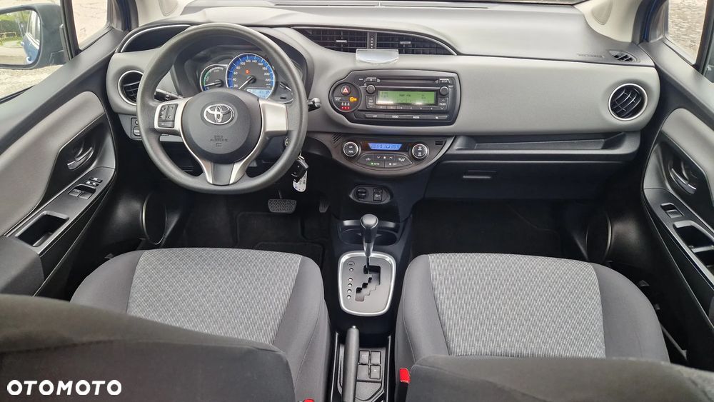 Toyota Yaris 1.5 VVT-i Lounge - 12