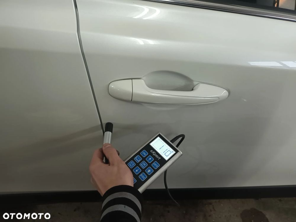 Toyota RAV4 Hybrid Style 4x2 - 38