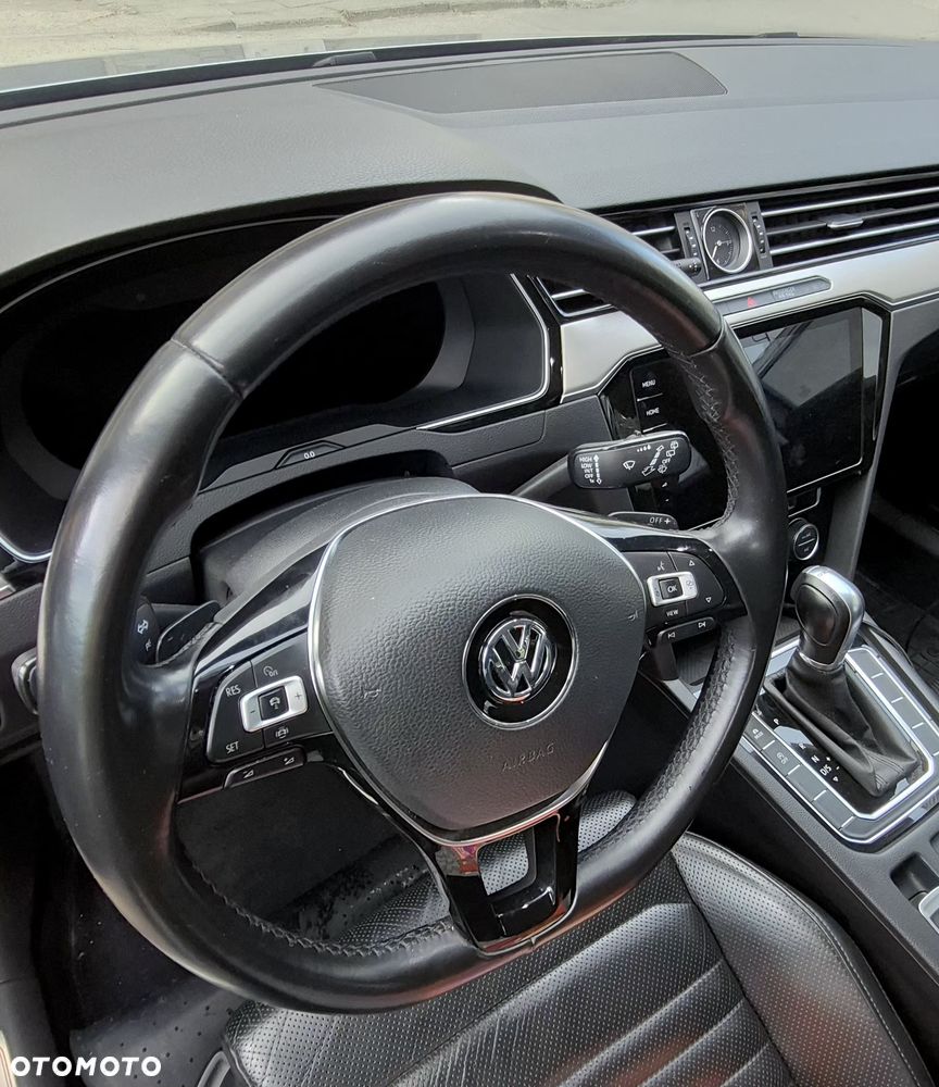 Volkswagen Passat 2.0 TDI BMT 4Mot Highline DSG - 26