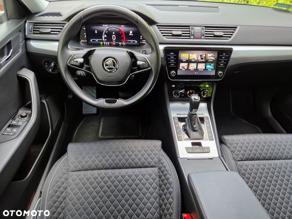 2022 Skoda Superb 2.0 TDI SCR Ambition DSG, photograph 12