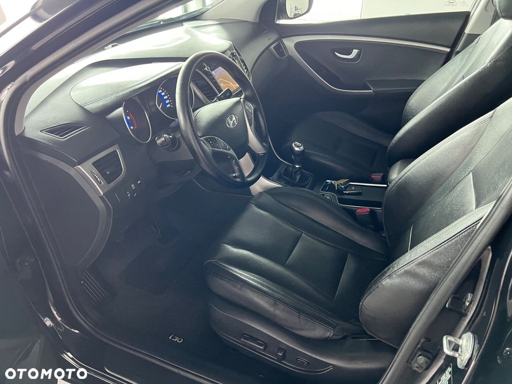 Hyundai i30 - 12
