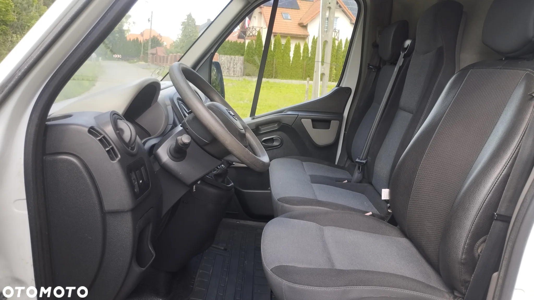 Nissan NV400 - 4
