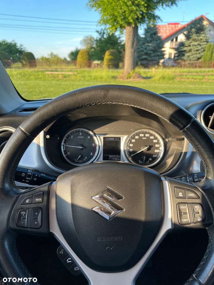 Suzuki Vitara - 28
