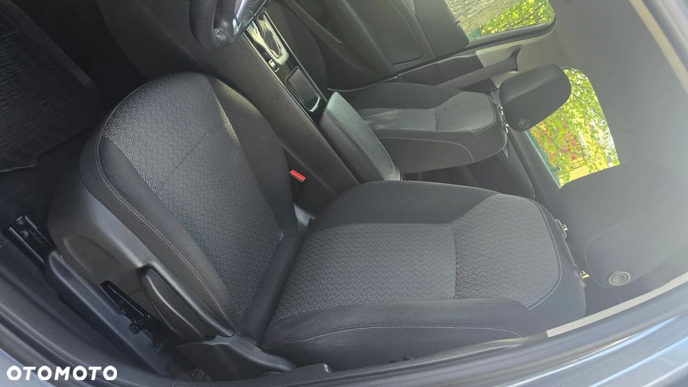 Opel Insignia 1.5 T GPF Enjoy S&S - 12