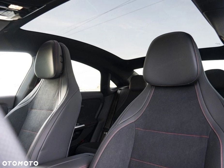 Mercedes-Benz CLA 200 mHEV 4-Matic 8G-DCT - 6