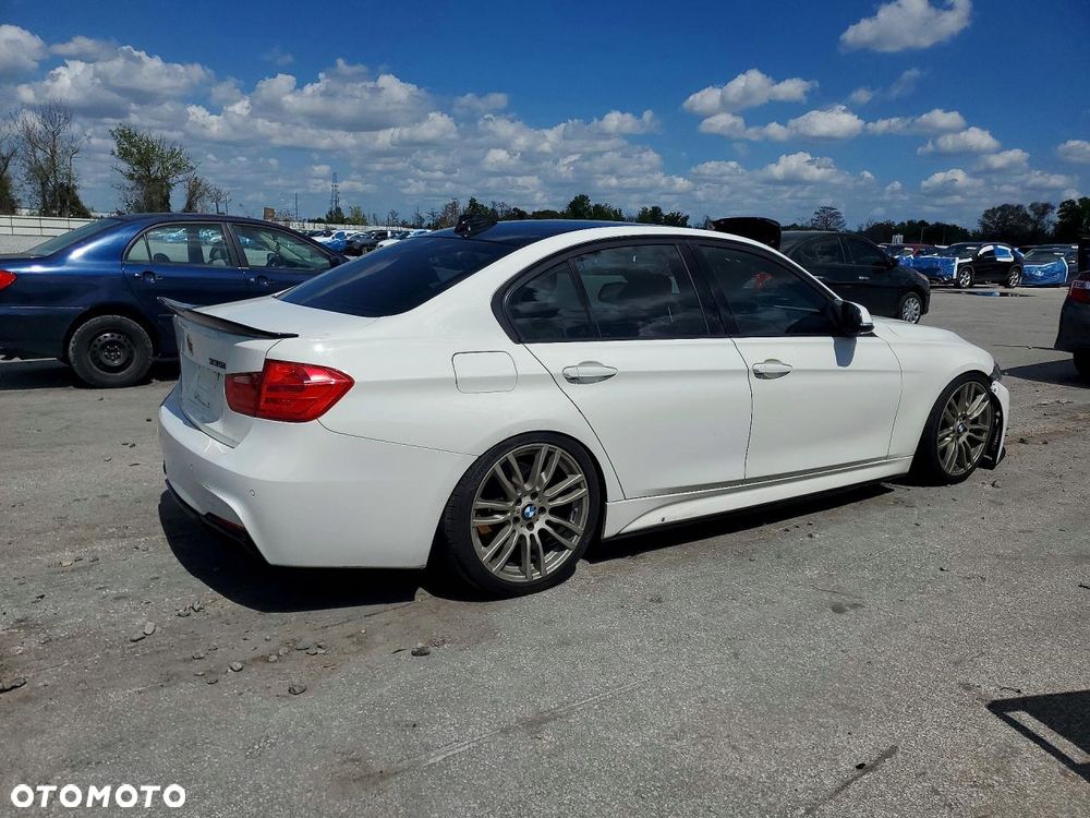 BMW Seria 3 335i Luxury Line - 6