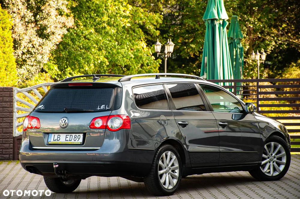 Volkswagen Passat 2.0 TDI Comfortline - 14