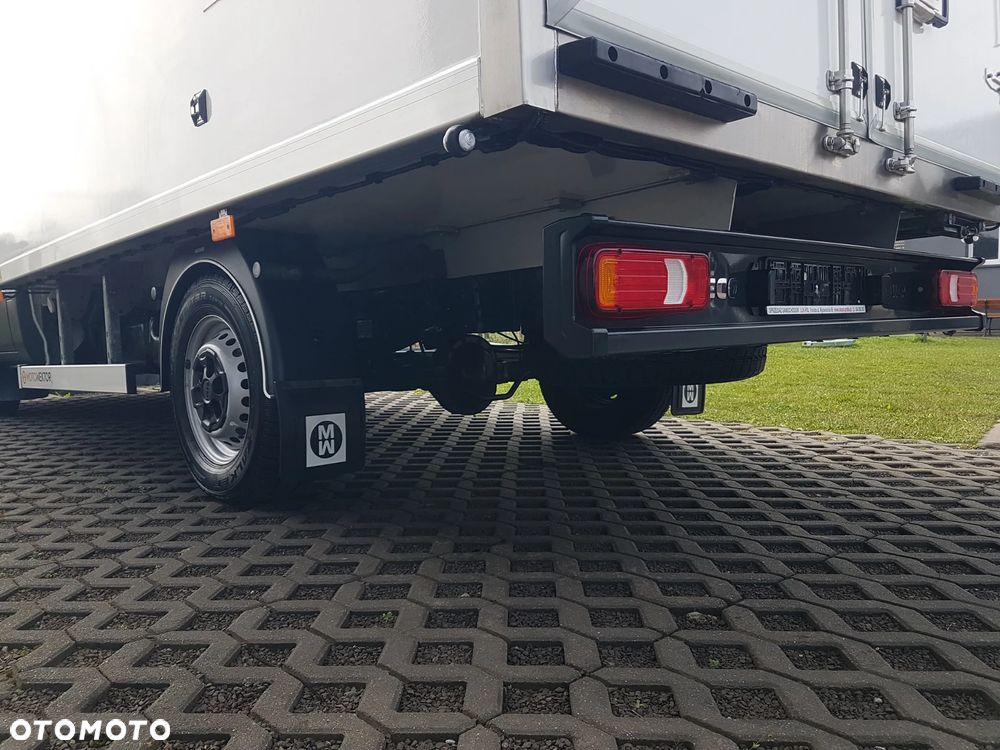 Iveco DAILY 35S16 CHŁODNIA 6EP MROŹNIA IZOTERMA GRZANIE AGREGAT CARRIER XARIOS 5 ZASILANIE Z SILNIKA + ELEKTRYCZNE - 35