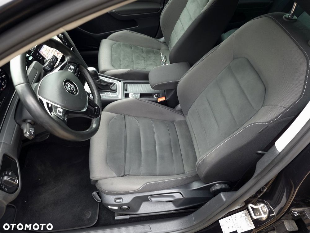 Volkswagen Golf 1.5 TSI BMT Evo Highline DSG - 14
