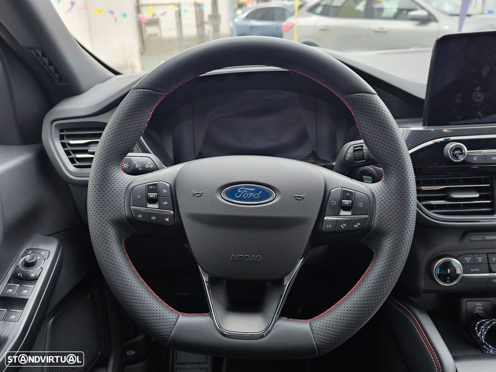 Ford Kuga 2.5 PHEV ST-Line X - 27
