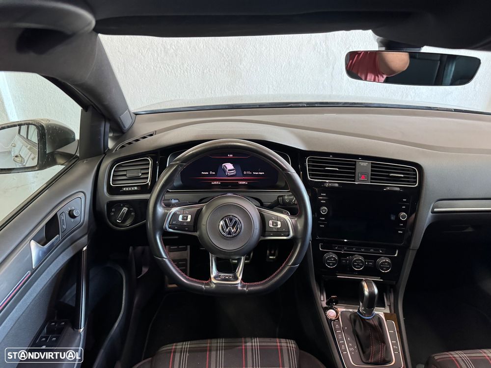 VW Golf 2.0 TSI GTI DSG Performance - 19
