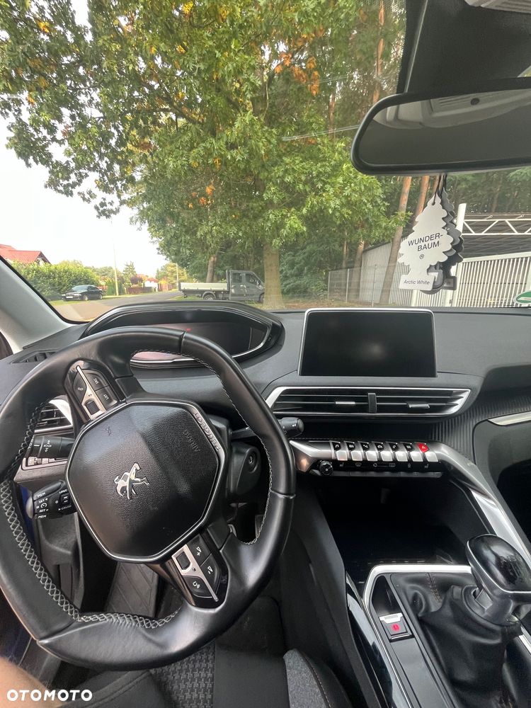Peugeot 3008 - 18