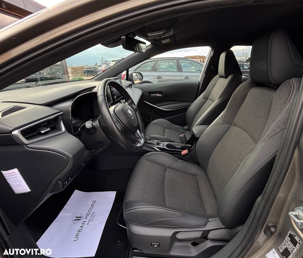 Toyota Corolla 1.8 Hybrid Touring Sports Business Edition - 7