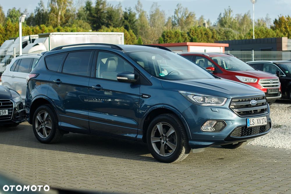 Ford Kuga 1.5 EcoBoost 2x4 ST-Line - 5