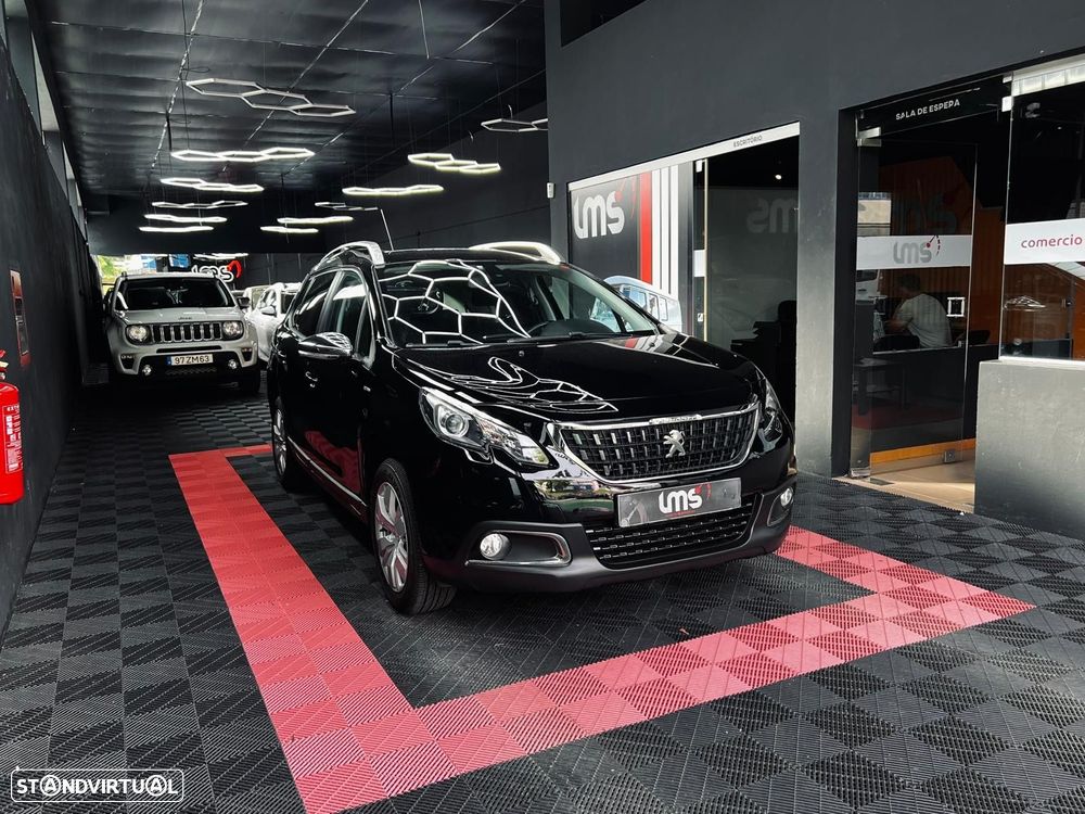 Peugeot 2008 1.2 PureTech Allure - 5