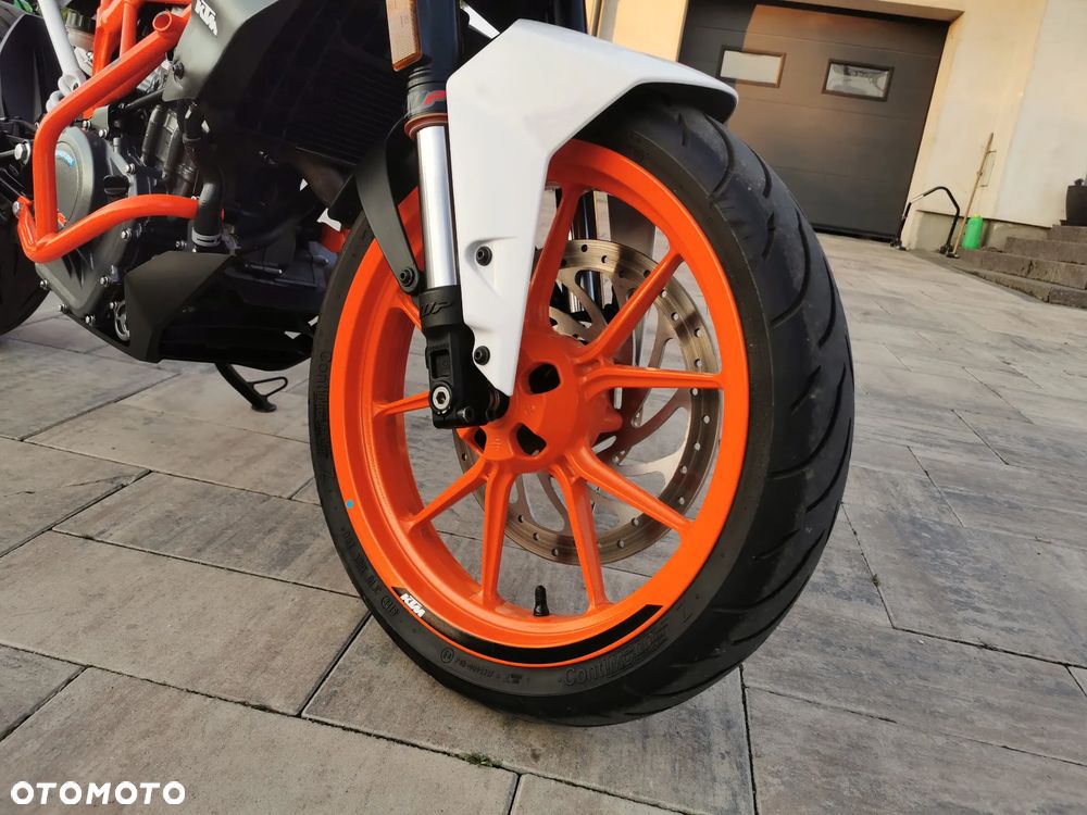 KTM Duke - 13