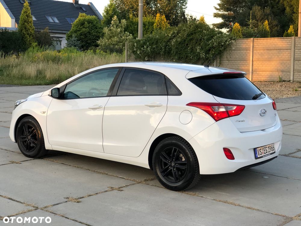Hyundai i30 1.4 Passion - 2