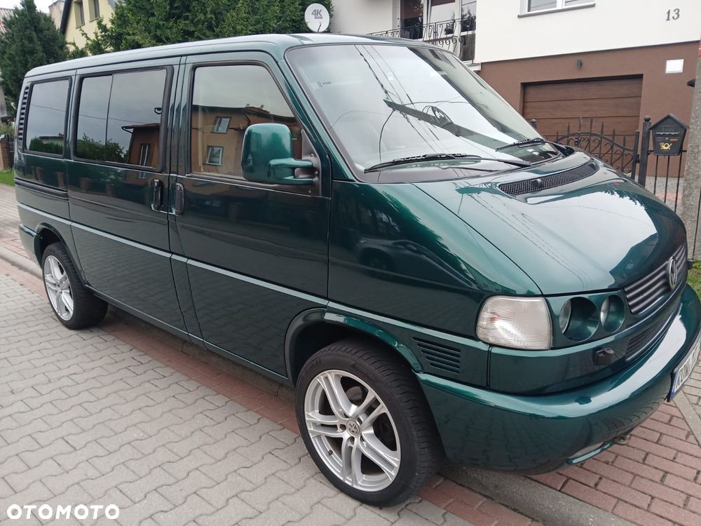 Volkswagen Multivan - 13