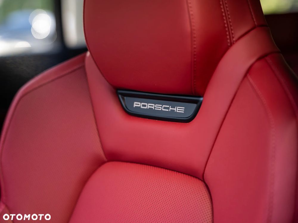 Porsche Macan Turbo 100kWh - 10