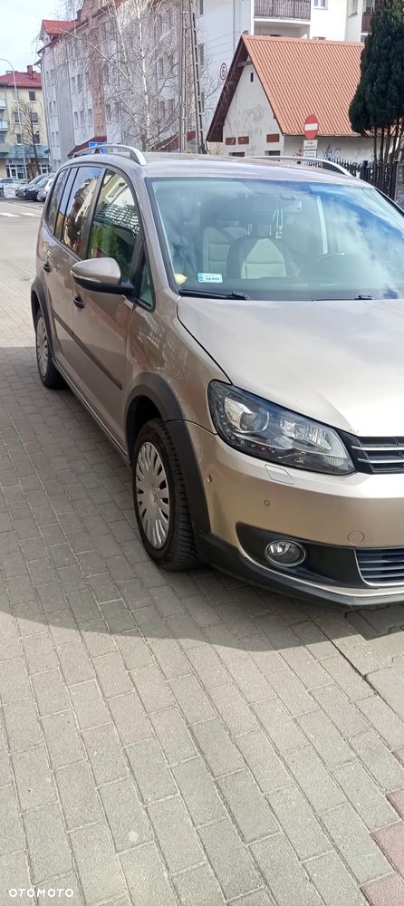 Volkswagen Touran - 3