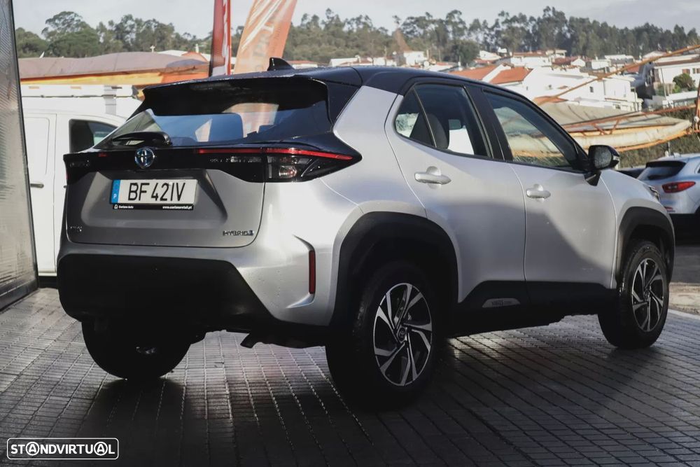 Toyota Yaris Cross 1.5 HDF Comfort Plus AWD - 16
