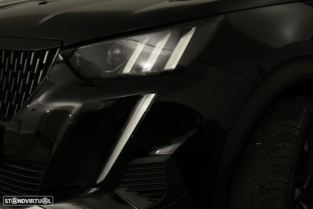 Peugeot 2008 1.2 PureTech GT EAT8 - 6
