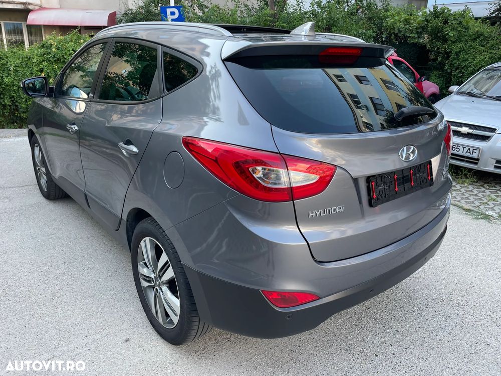 Hyundai ix35 1.7 CRDI 2WD blue Finale Gold - 4