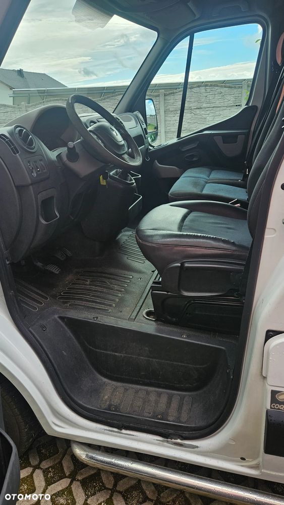 Renault Master III - 9