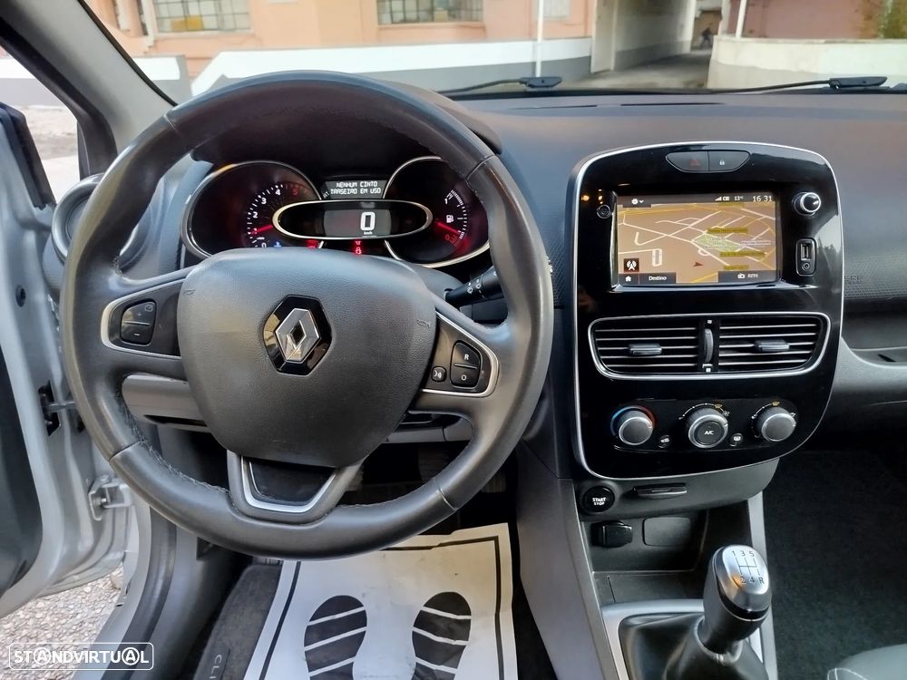 Renault Clio Sport Tourer 1.5 dCi Limited - 14