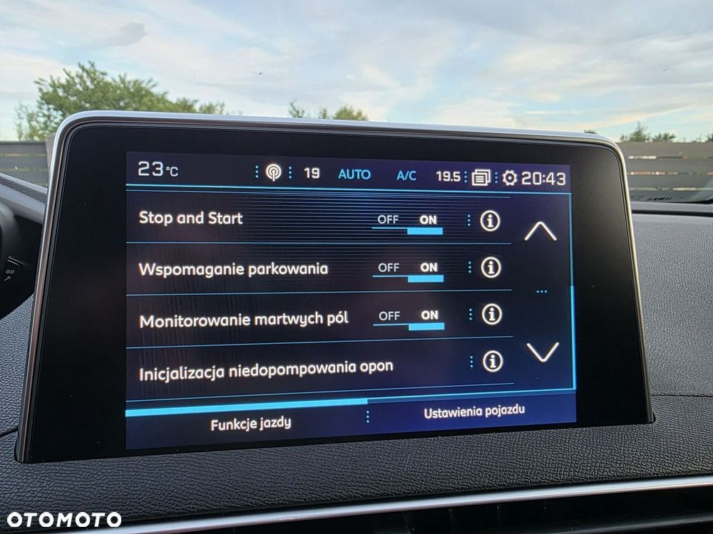 Peugeot 3008 1.6 BlueHDi Allure S&S - 22