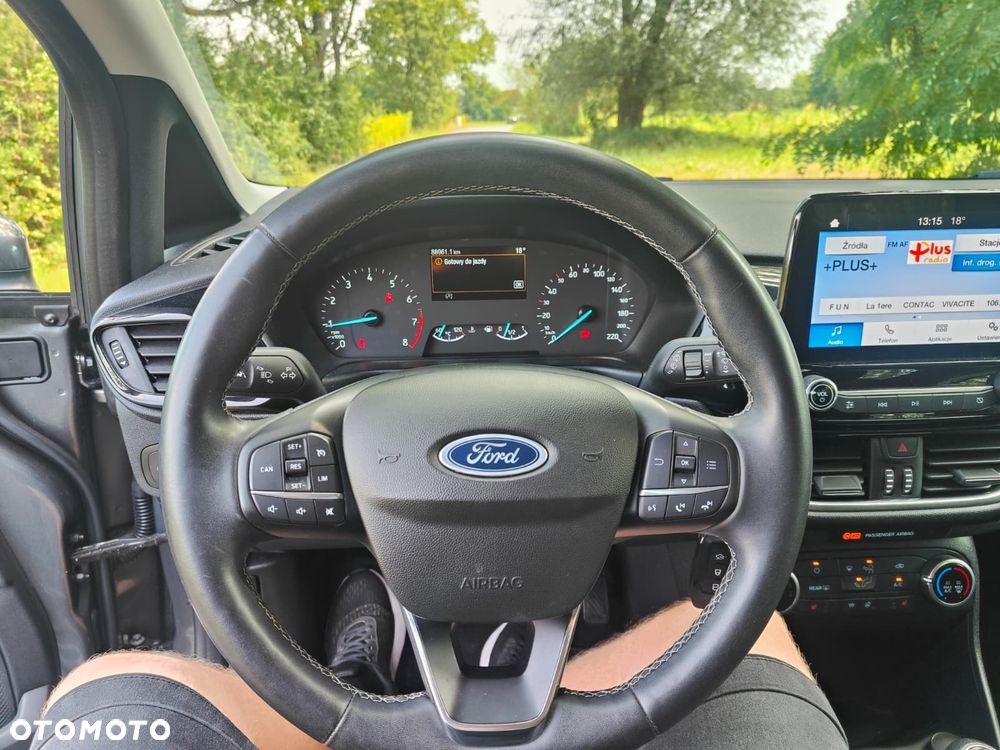 Ford Fiesta 1.0 EcoBoost S&S COOL&CONNECT - 13