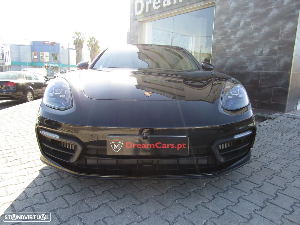 Porsche Panamera Sport Turismo 4 E-Hybrid - 2