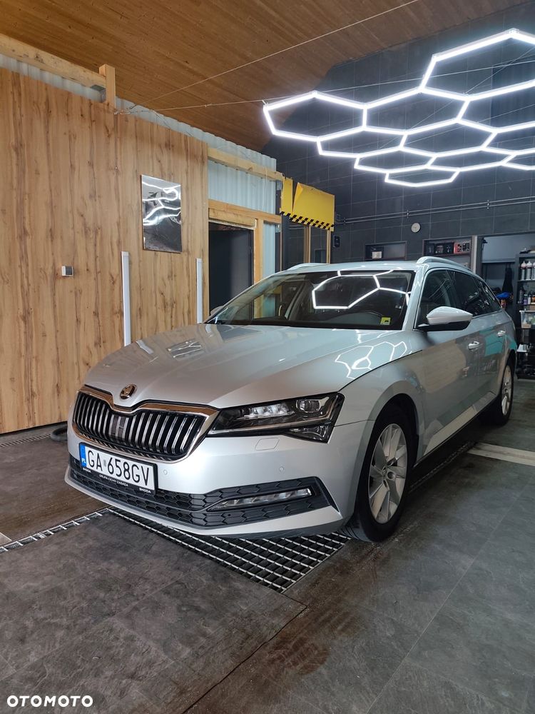 Skoda Superb 1.5 TSI Ambition DSG - 23