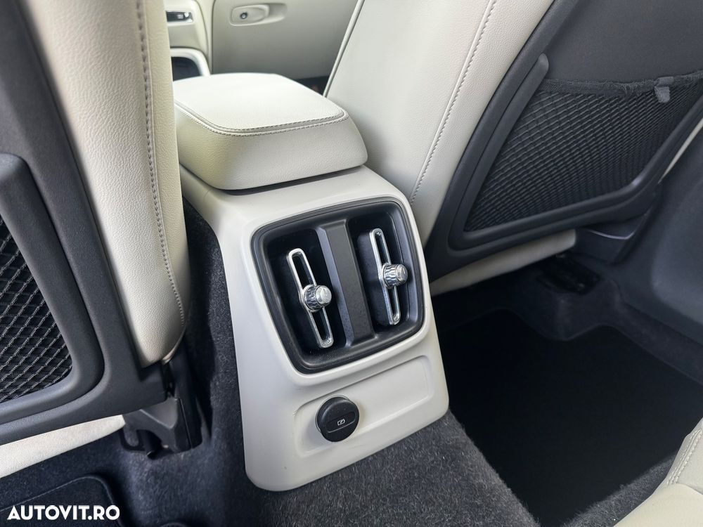 Volvo XC 40 T5 Recharge DKG Inscription - 35