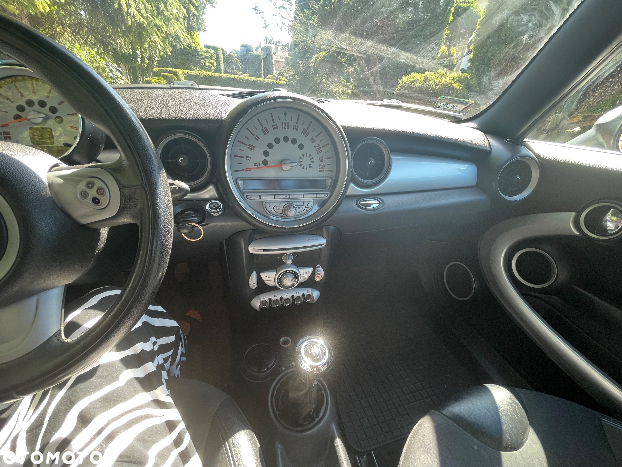 MINI Cooper Standard - 6