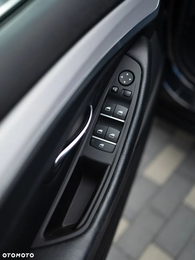 BMW Seria 5 530d xDrive - 21