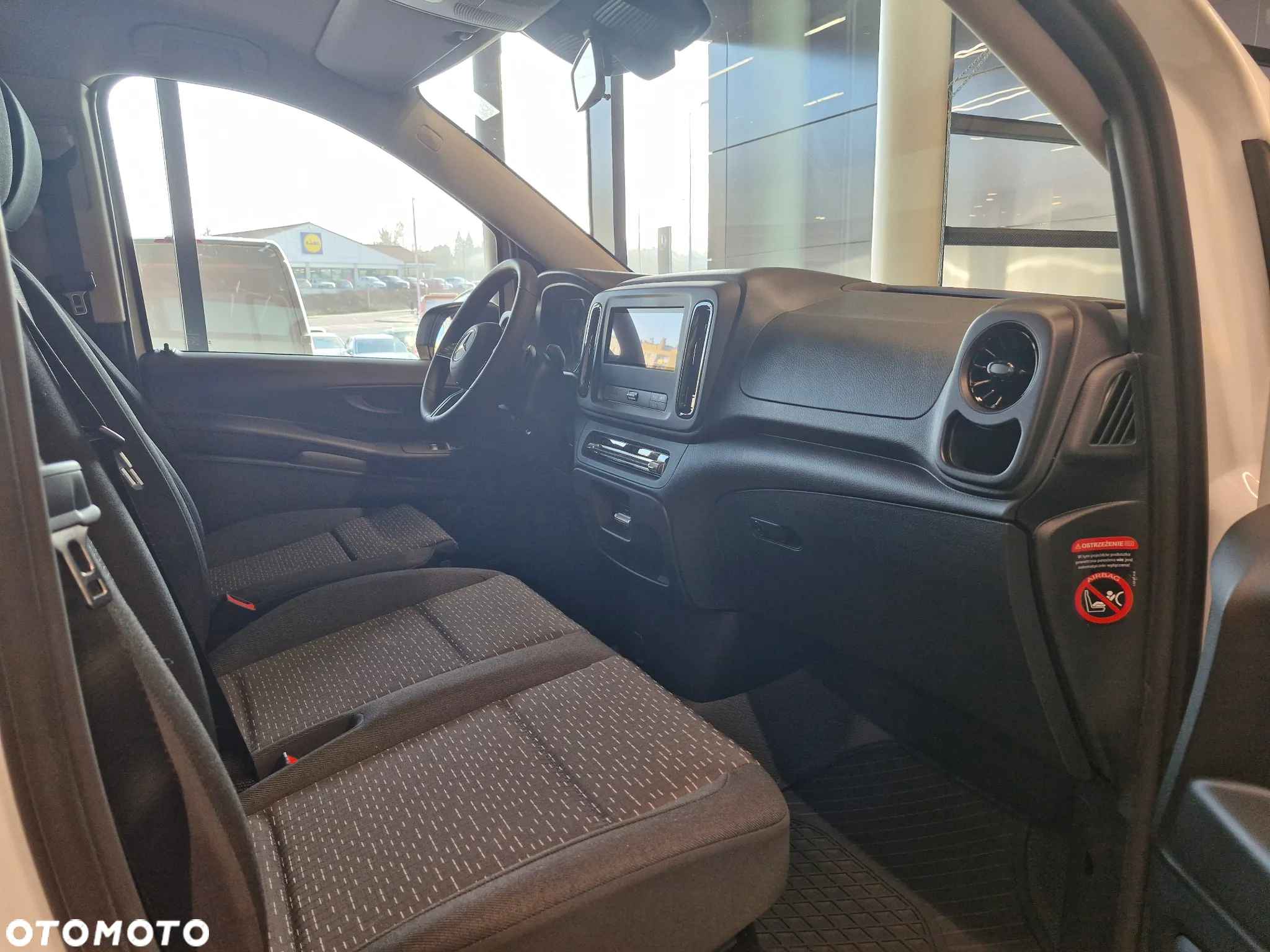Mercedes-Benz Vito - 13