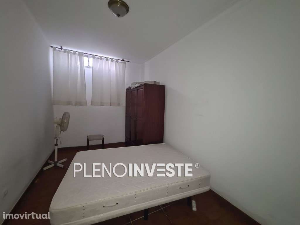 Apartamento T2 com Quintal no Laranjeiro - Grande imagem: 4/26