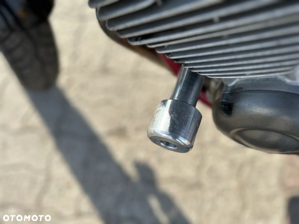 Yamaha XJ - 9